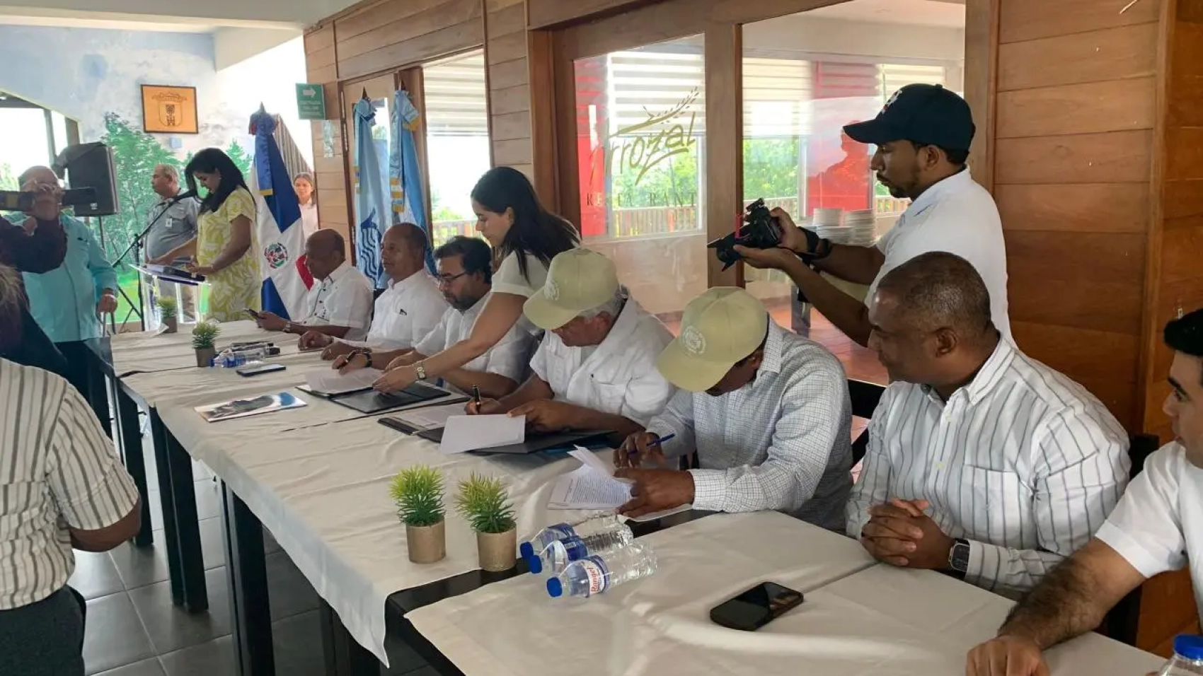 Firma de Convenio con INDRHI
