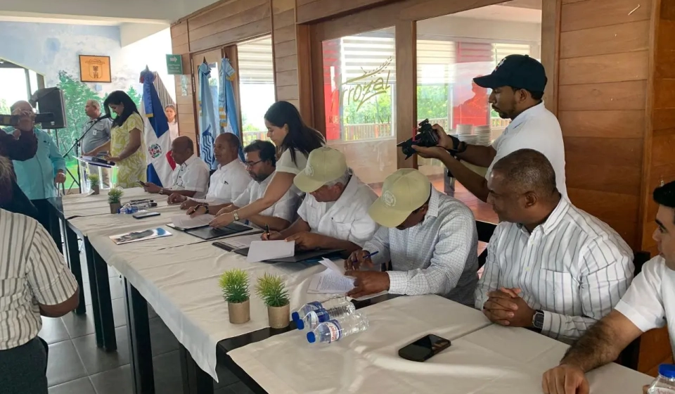 Firma de Convenio con INDRHI
